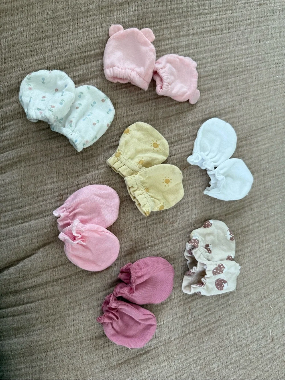 Kids Floral and Solid Knit Headband Set - Pink, Cream, Beige, Navy, Lavender